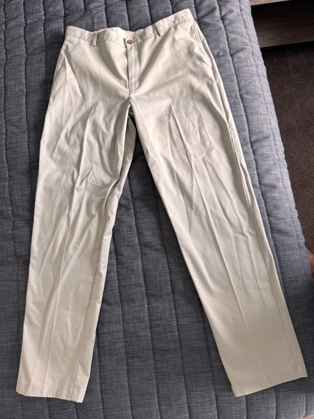Men's 35x34 L.L. Bean Classic Fit Cream Chino Pants